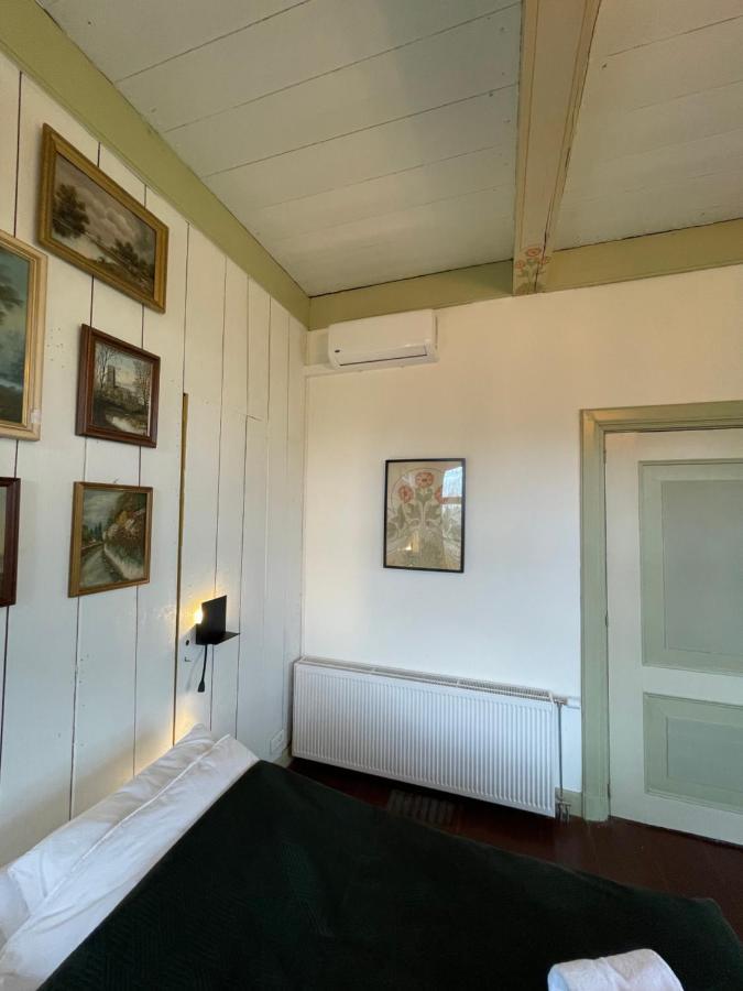 Suite In Prachtige Groningse Boerderij Uit 1856 Schildwolde Eksteriør billede