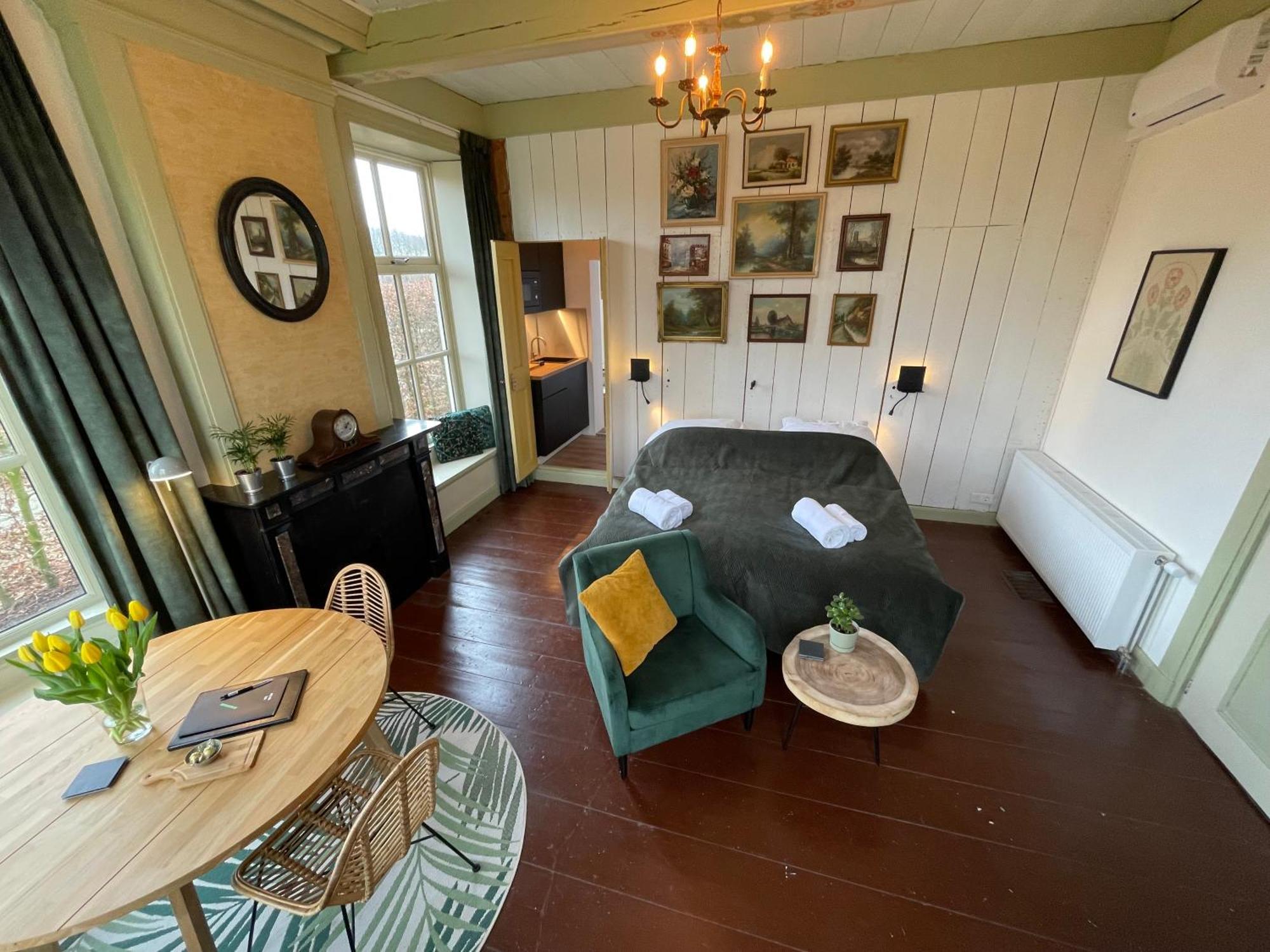 Suite In Prachtige Groningse Boerderij Uit 1856 Schildwolde Værelse billede